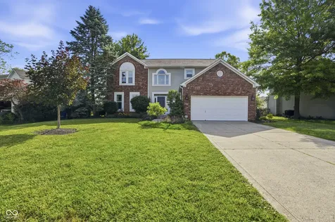 10827 Lexington Carmel IN 46280