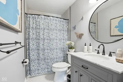 10827 Lexington Carmel IN 46280