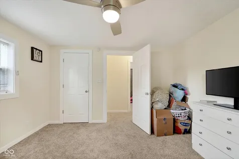 355 Blinn Avenue Frankfort IN 46041