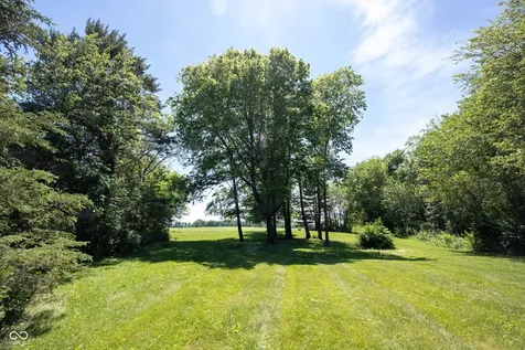 4269 E 200 N Greenfield IN 46140