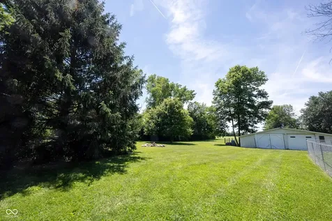 4269 E 200 N Greenfield IN 46140
