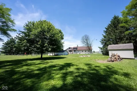 4269 E 200 N Greenfield IN 46140