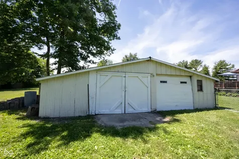 4269 E 200 N Greenfield IN 46140