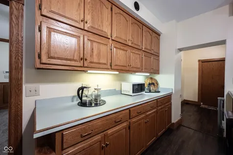 4269 E 200 N Greenfield IN 46140