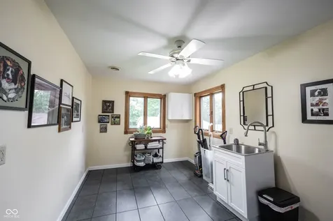 4269 E 200 N Greenfield IN 46140