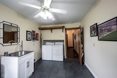 4269 E 200 N Greenfield IN 46140