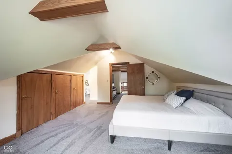 4269 E 200 N Greenfield IN 46140