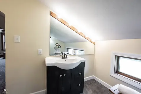 4269 E 200 N Greenfield IN 46140