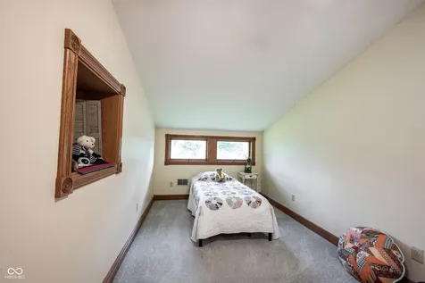 4269 E 200 N Greenfield IN 46140