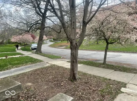 48 N Audubon Road Indianapolis IN 46219