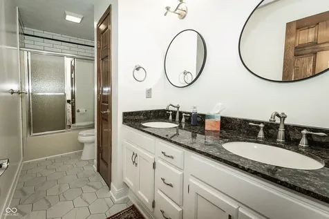 6767 Romeo Drive Avon IN 46123