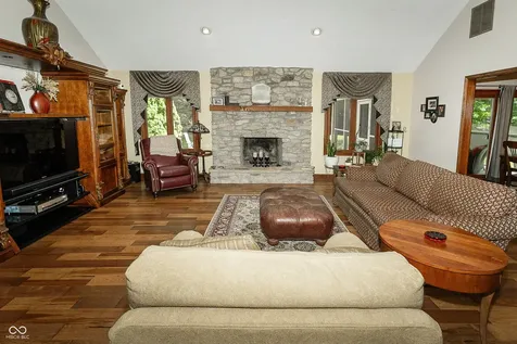 6767 Romeo Drive Avon IN 46123