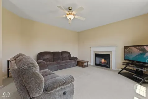 5973 Oakhaven Drive Greenwood IN 46142