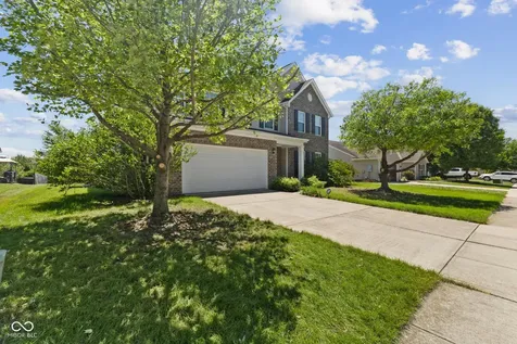 5973 Oakhaven Drive Greenwood IN 46142