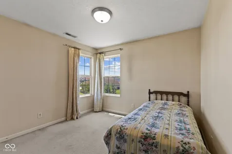 5973 Oakhaven Drive Greenwood IN 46142