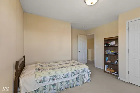 5973 Oakhaven Drive Greenwood IN 46142