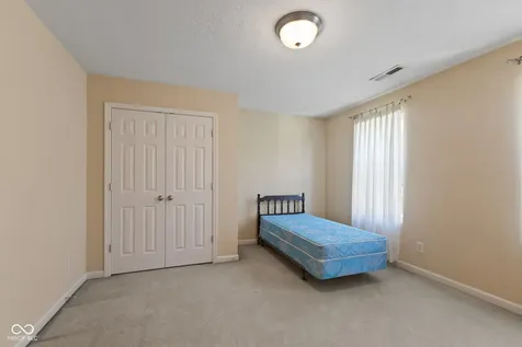 5973 Oakhaven Drive Greenwood IN 46142