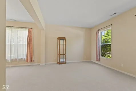 5973 Oakhaven Drive Greenwood IN 46142