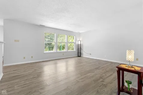 4124 Goshawk Court Indianapolis IN 46254