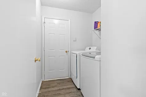4124 Goshawk Court Indianapolis IN 46254