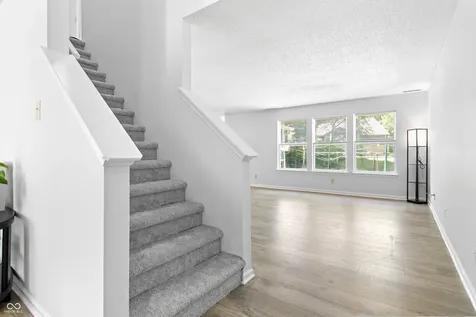 4124 Goshawk Court Indianapolis IN 46254