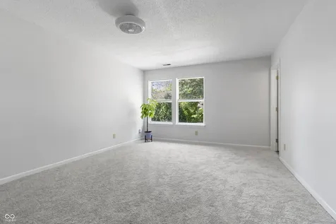 4124 Goshawk Court Indianapolis IN 46254