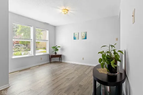 4124 Goshawk Court Indianapolis IN 46254
