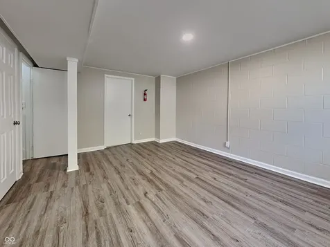 5614 Regency Drive Indianapolis IN 46224
