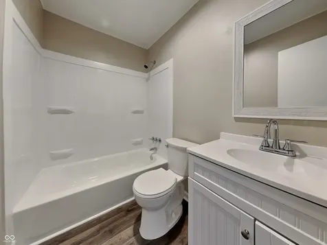 5614 Regency Drive Indianapolis IN 46224