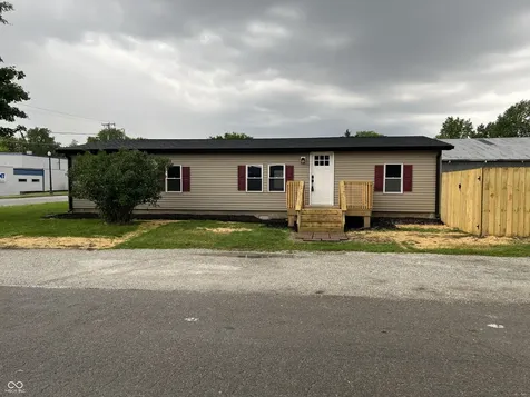 2428 S J Street Elwood IN 46036