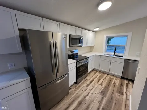 2428 S J Street Elwood IN 46036
