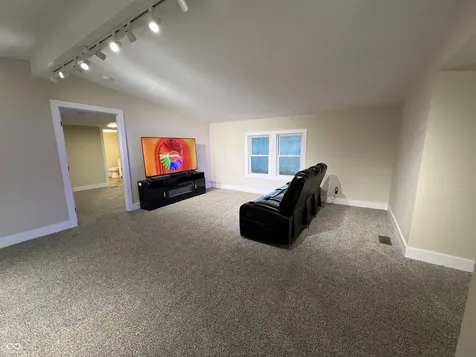 2428 S J Street Elwood IN 46036
