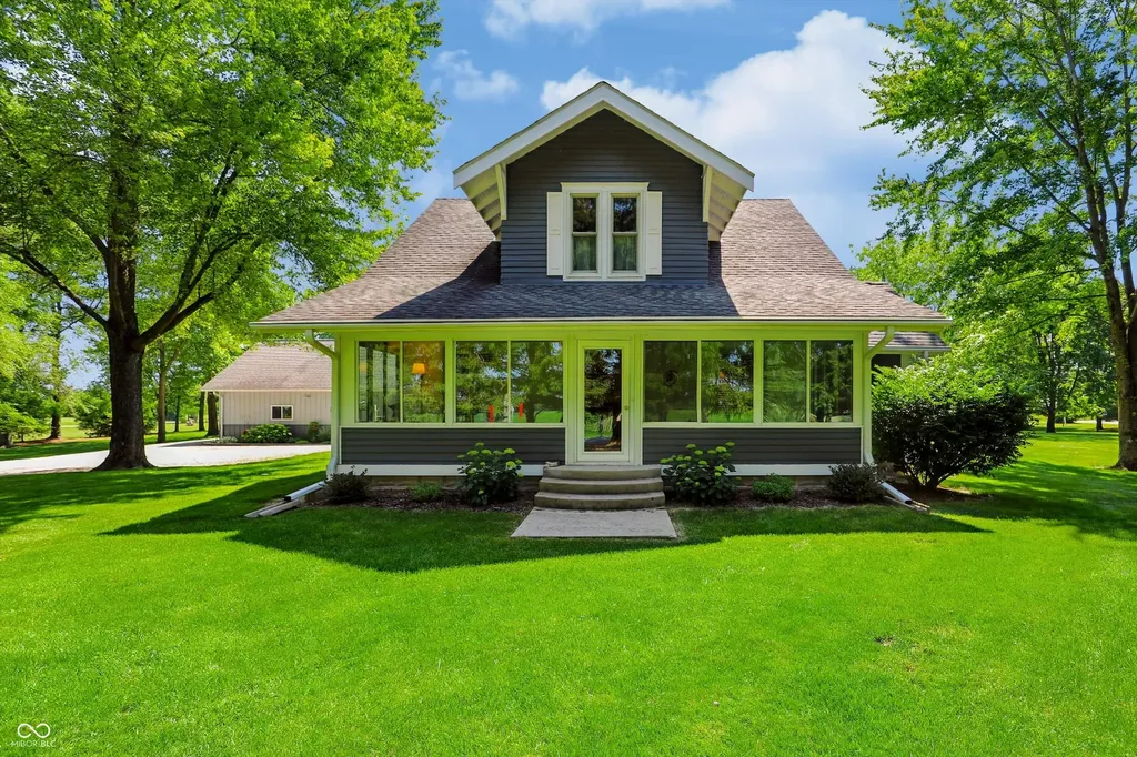 5251 N 800 Road E Wilkinson IN 46186