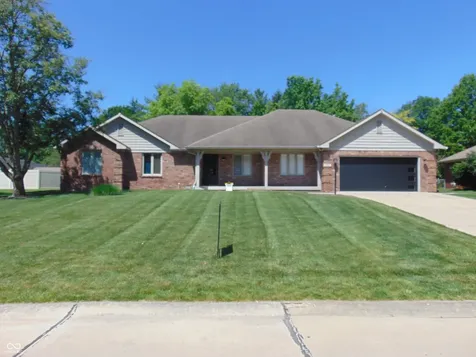 1440 Paris Drive Franklin IN 46131