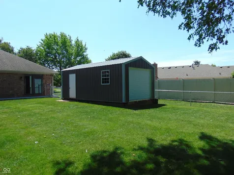 1440 Paris Drive Franklin IN 46131