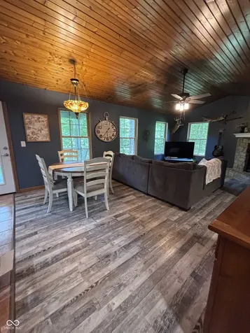 8255 Center Lake Road Nineveh IN 46164