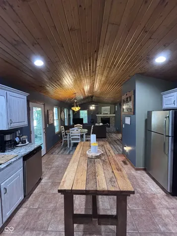 8255 Center Lake Road Nineveh IN 46164