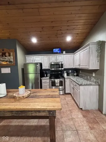 8255 Center Lake Road Nineveh IN 46164