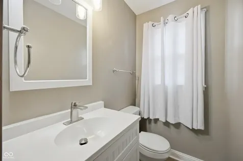 910 Heritage Lane Anderson IN 46013