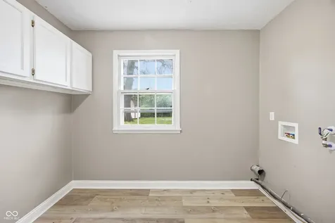 910 Heritage Lane Anderson IN 46013