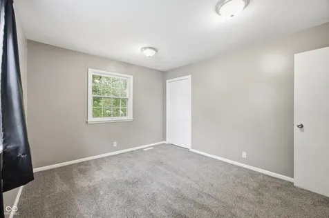 910 Heritage Lane Anderson IN 46013