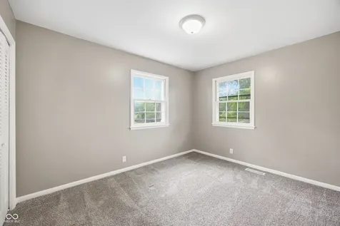 910 Heritage Lane Anderson IN 46013