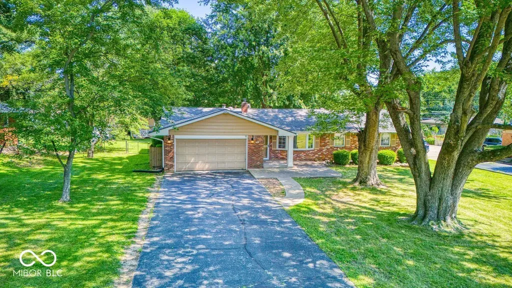 220 Webb Indianapolis IN 46227