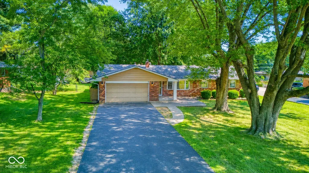 220 Webb Indianapolis IN 46227