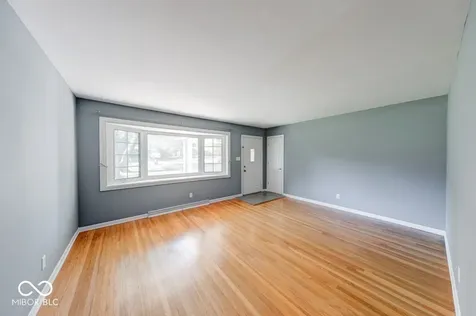 220 Webb Indianapolis IN 46227