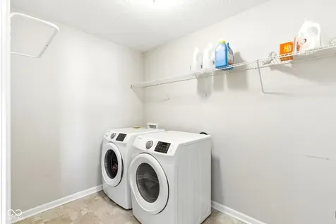 10359 Deercrest Lane Indianapolis IN 46239