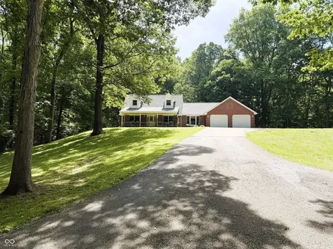 2636 Country Club Road Spencer IN 47460