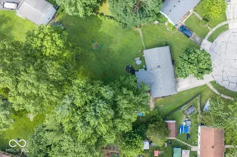 219 Newby Court Westfield IN 46074