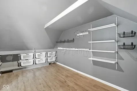 7975 Meadow Bend Circle Indianapolis IN 46259