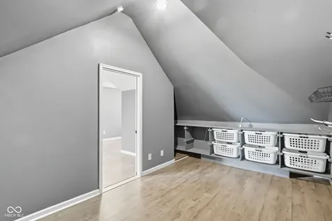 7975 Meadow Bend Circle Indianapolis IN 46259